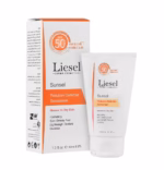 کرم ضد آفتاب بی رنگ پوست خشک SPF50 لایسل
